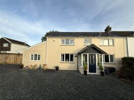 17 Hill View, Ashdale Lane, Haverfordwest SA62 4NU