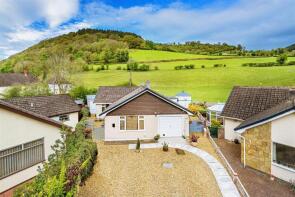 4 Woodlea, Maes Madog, Pontfadog, Llangollen LL20 7BN