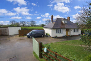 The Bungalow, Uttoxeter Road, Uttoxeter ST14 8QB