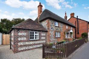 331 Old Post House Cottage, Everleigh Road, Salisbury SP4 9PT