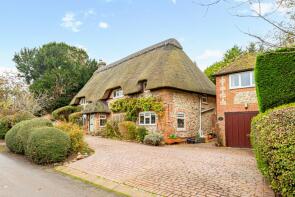 Manor Cottage, Manor Lane, Marlborough SN8 2JD