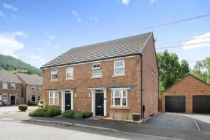64, Ocean View, Neath SA10 6JZ