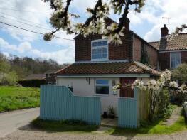 2, Lock Cottages, Lock Road, North Walsham NR28 9PJ