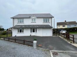 12, Maes Iwan, Aberaeron SA46 0DE