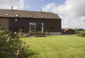 The Tythe Barn, Farm Lane, Evesham WR11 4SZ
