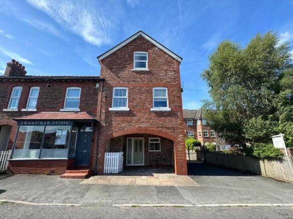 4a Knutsford Road