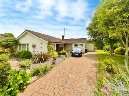 10, Caestory Avenue, Raglan NP15 2EH