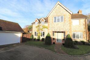 7, Fox Lea, Worthing BN14 0XB