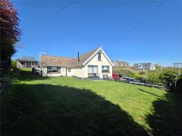 Via - Maris, Jason Road, Freshwater East, Pembroke SA71 5LE