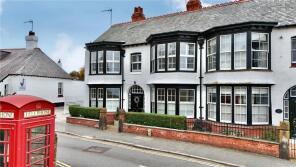 4, Mostyn Square, Parkgate, Neston CH64 6SL