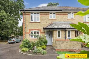 17, Moynihan Drive, London N21 1SH