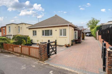 Avondale Road, Waterlooville