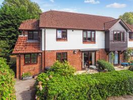 47, Carters Meadow, Andover SP10 4AF