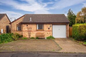 Rosebrier, Whitton Close, Cambridge CB24 4RT