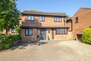 13, Lodge Gate, Great Linford, Milton Keynes MK14 5EW
