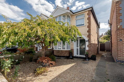 Aylesbury Street West, Wolverton, Milton Keynes, MK12 5BS