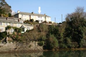 3, Greenbank, Batson To Snapes Manor, Salcombe TQ8 8NP