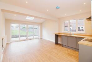16, Petersfield Road, Buriton, Petersfield GU31 5RZ