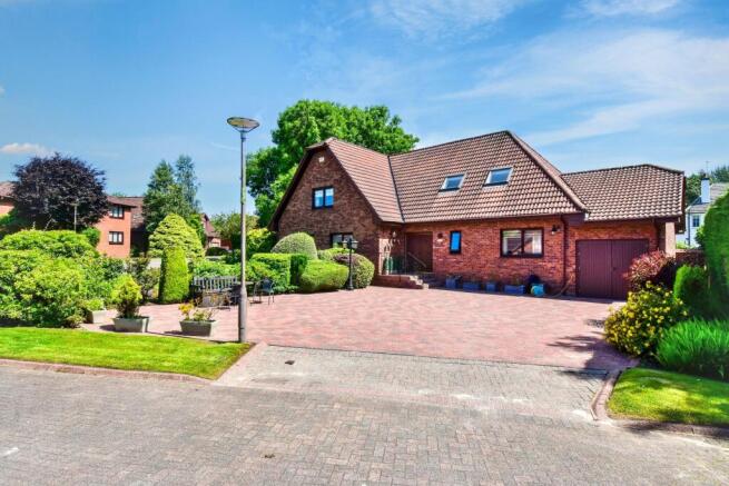Exterior 1