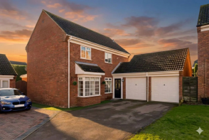 8, Manchester Way, St. Ives PE27 3DG