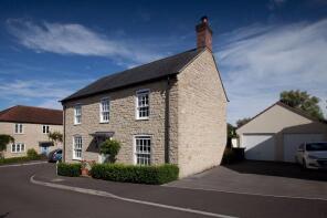 1, Alice Combes Lane, Salisbury SP3 6GZ