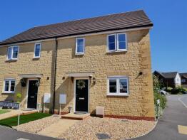 2, Larkspur Drive, Calne SN11 8GN