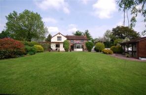 Stoney House, Ryton Road, Dymock GL18 2DG