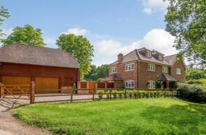 Channels, Midgham Green, Midgham, Reading RG7 5TT