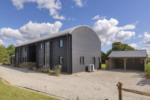 Elsom Barn, Biddenden Road, Frittenden, Cranbrook TN17 2BE