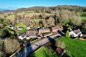 Brook House, A4103 From Old Roman Road To Halesend Grittles End, Malvern WR13 5NN