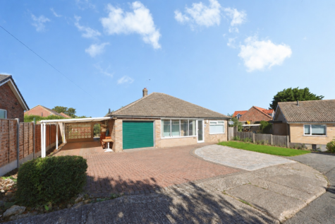 Crossfield Road, Navenby, Lincoln, Lincolnshire, LN5 0JW