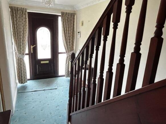 ENTRANCE HALLWAY