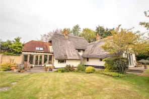 Dean House, Wyddial Road, Buntingford SG9 0EW