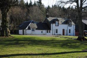 Firknowe, Skirling Green, Biggar ML12 6HD