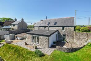 Cliff Barn, Lane - Aberogwrn Farm To Kenson Hill, Barry CF62 3AJ