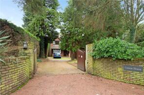 45 Craven House, Church Road, Bramshott, Liphook GU30 7SQ