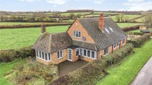 Manor View, Weston Road, Banbury OX17 2SF