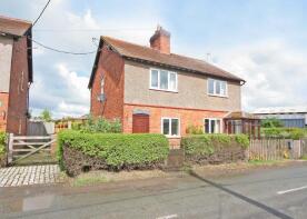 2, New Cottages, Worthenbury Road, Church Shocklach, Malpas SY14 7BS