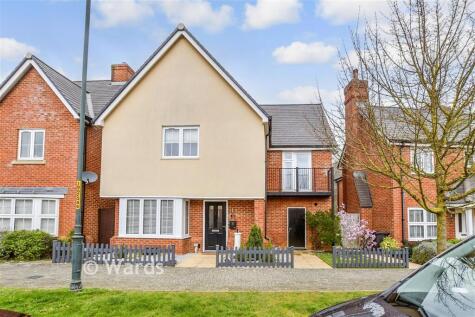 Beacon Avenue, Kings Hill, West Malling, Kent
