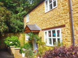 Bumble Bee Cottage, Lake Mews, Two Tower Lane, Barwick, Yeovil BA22 9TB