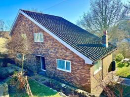 Pinewood, Viaduct Road, Garndiffaith, Pontypool NP4 7PA
