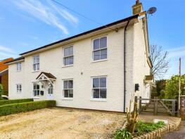 1, Hill Crest Cottages, Brook Street, Kingston Blount, Chinnor OX39 4RZ