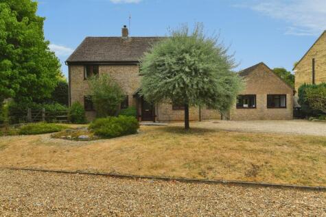 St. Marys Close, Wylye, Warminster