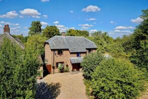 22, Blacksmiths Lane, St. Neots PE19 6UG