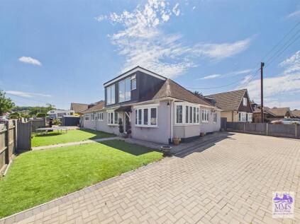 Tennyson Avenue, Cliffe Woods