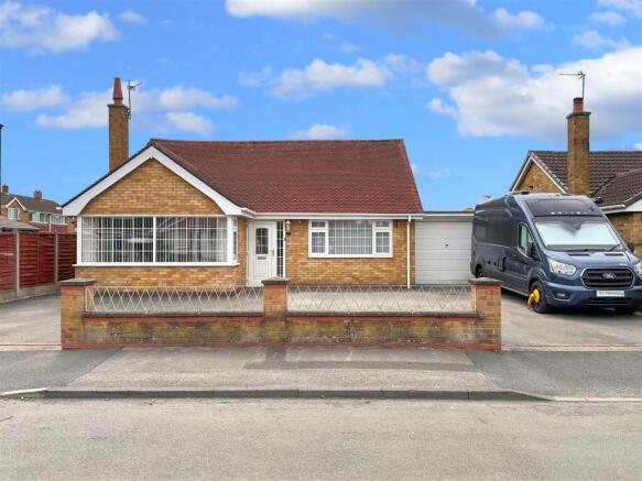 Front Aspect With Large Driveway 978
