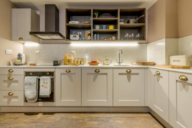 2. Canada Gardens- Kitchen 2.jpg