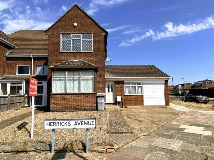 Herricks Avenue
