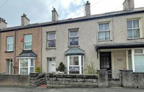 8, Mountain View, Porthdafarch Road, Holyhead LL65 2RT