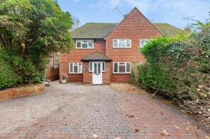 8, Fairlawn Close, Maidstone ME18 5AX